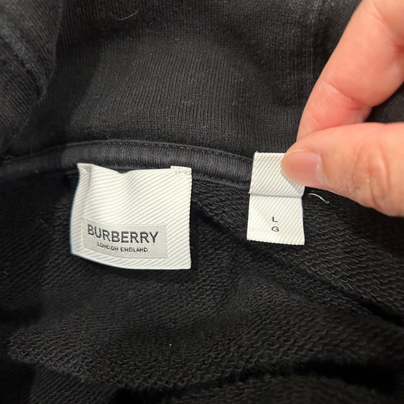 Burberry Size L Graphic Print Crew Neck Sweatshirt - Picture 8 of 13